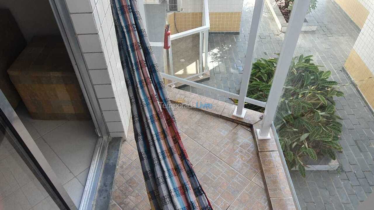 Apartamento para aluguel de temporada em Ubatuba (Praia das Toninhas)