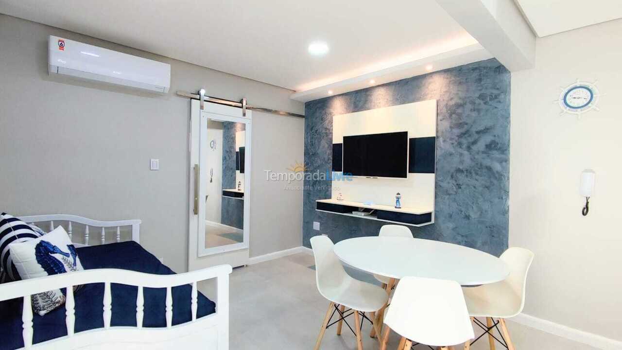 Apartamento para aluguel de temporada em Guarujá (Pitangueiras)