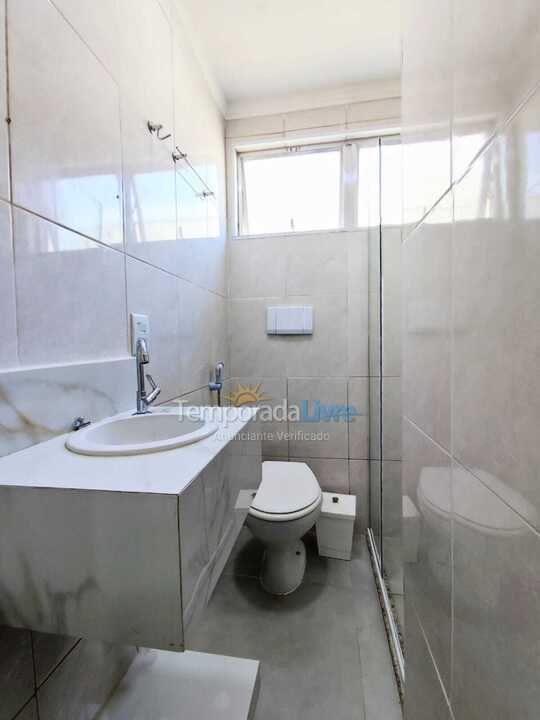 Apartamento para aluguel de temporada em Guarujá (Pitangueiras)