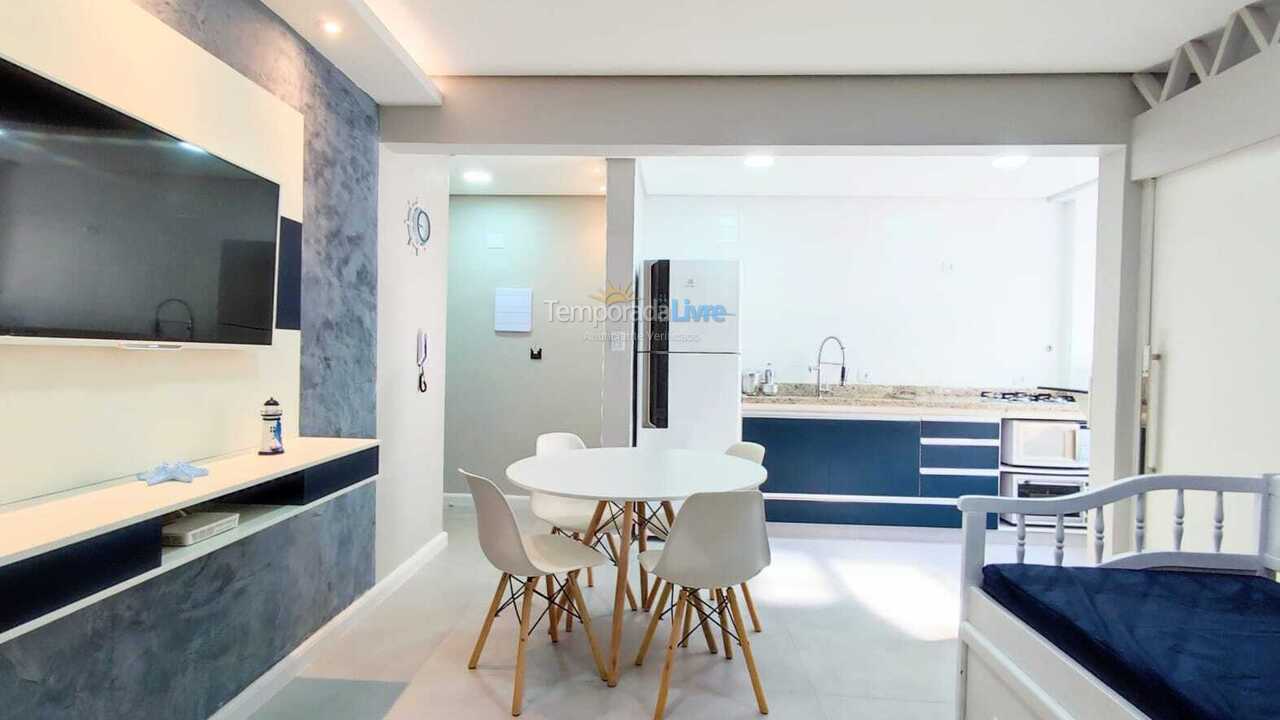 Apartamento para aluguel de temporada em Guarujá (Pitangueiras)