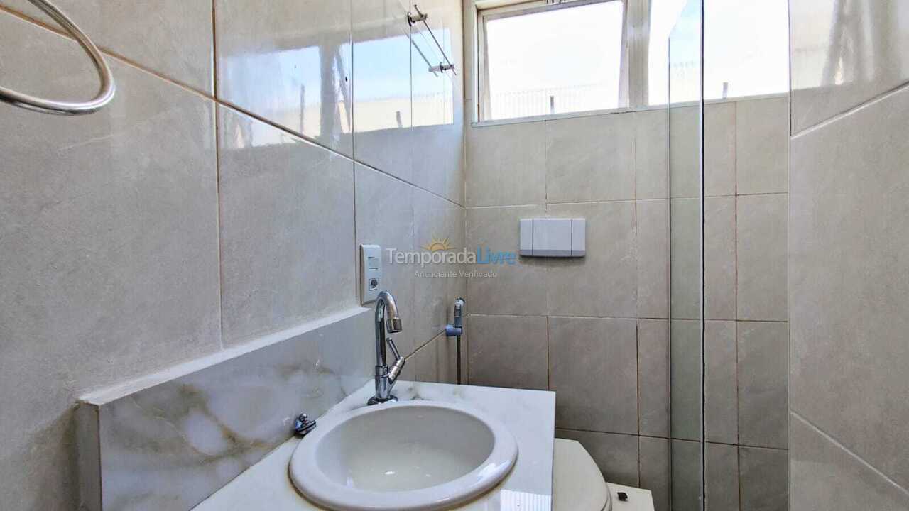 Apartamento para aluguel de temporada em Guarujá (Pitangueiras)