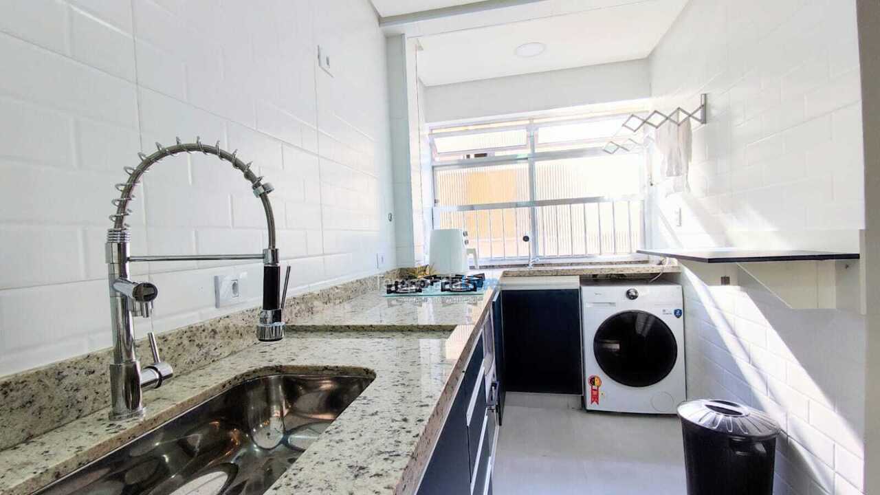 Apartamento para aluguel de temporada em Guarujá (Pitangueiras)