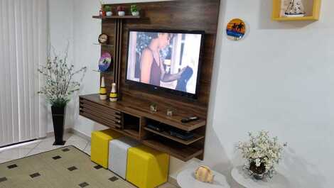 COZY APT, 150 MTS. FROM THE BEACH WITH WI-FI WATSAP 011 996773657