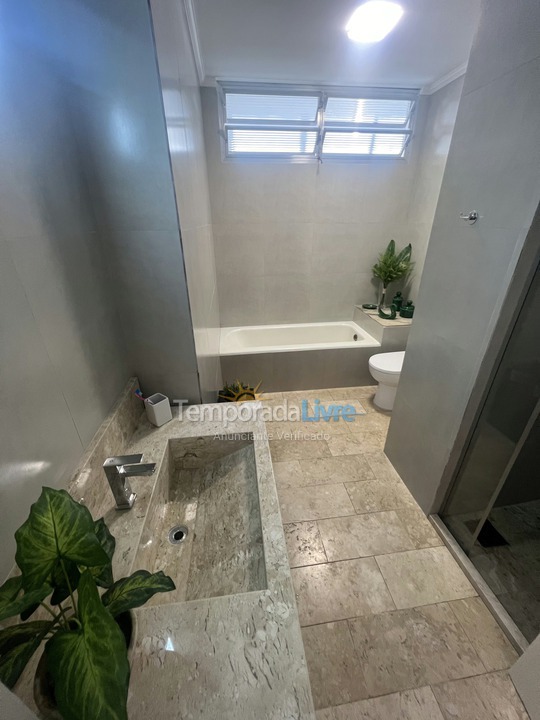 Apartment for vacation rental in Guarujá (Pitangueiras)