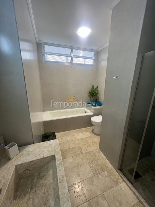 Apartment for vacation rental in Guarujá (Pitangueiras)