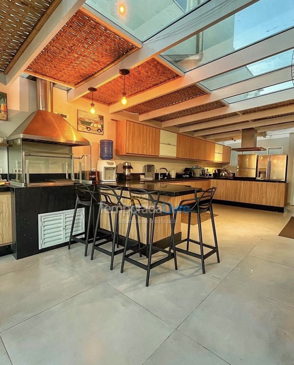 Casa para aluguel de temporada em São Sebastião (Maresias)