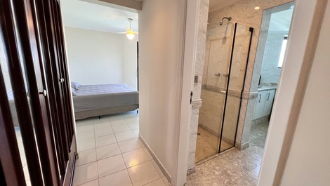 Beachfront penthouse for 15 people in Riviera de São Lourenço