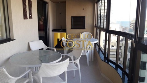 Belíssimo Apartamento com 04 Dormitórios em Meia Praia - Itapema/SC