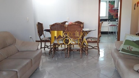 Belíssimo Apartamento com 04 Dormitórios em Meia Praia - Itapema/SC