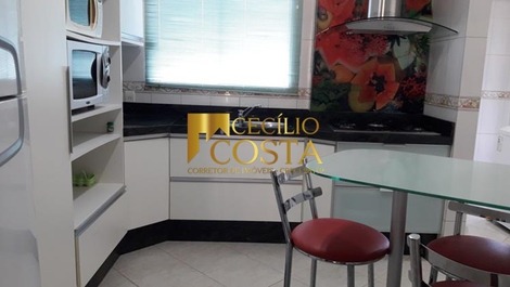 Belíssimo Apartamento com 04 Dormitórios em Meia Praia - Itapema/SC