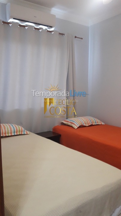 Apartamento para aluguel de temporada em Itapema (Meia Praia)