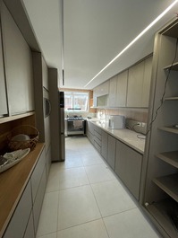 Triplex foot in the sand - Maresias Beach - AVAILABLE NEW YEAR'S EVE