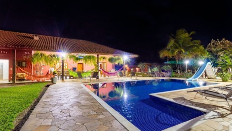 Chácara Santa Luzia Tietê - 7Súites/40P - Lounge/Piscina Climatiza