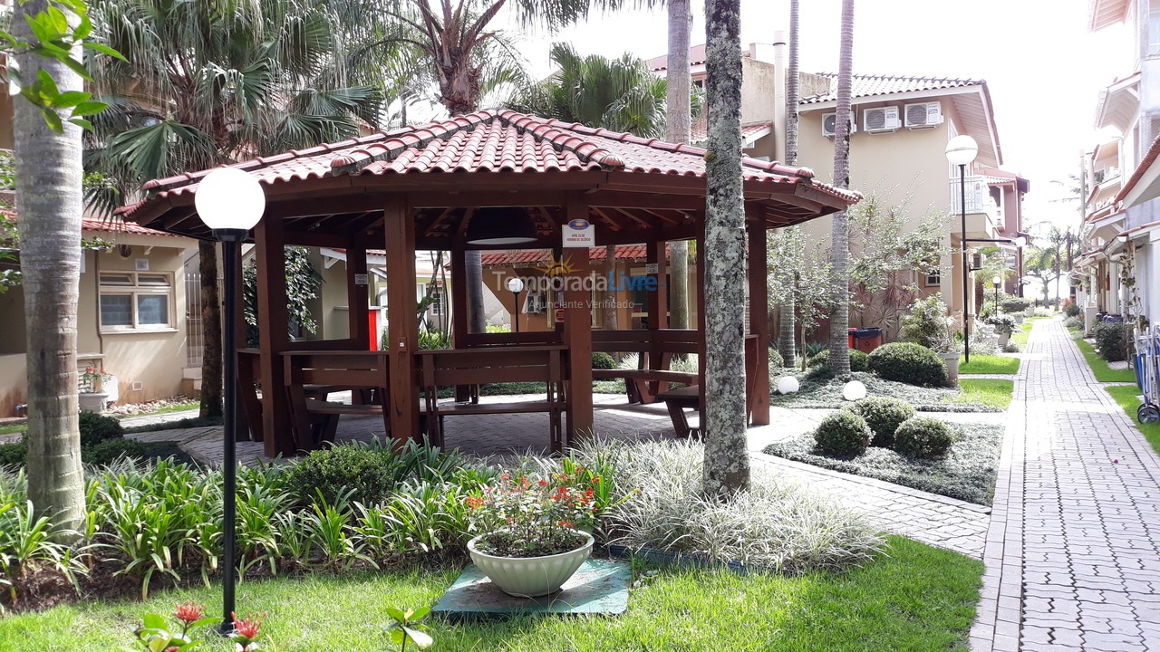 Casa para alquiler de vacaciones em Florianópolis (Jurere Tradicional)