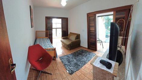 Casa dos hóspedes - quarto/sala