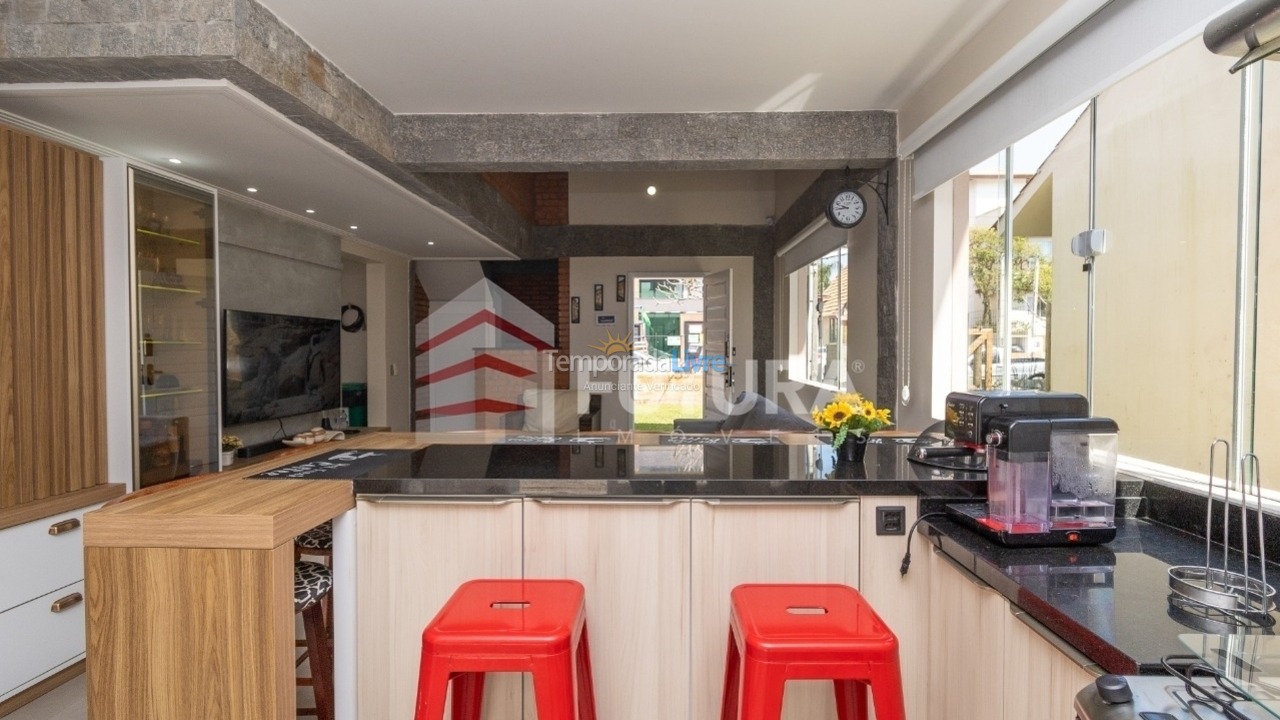 Casa para alquiler de vacaciones em Bombinhas (Mariscal)