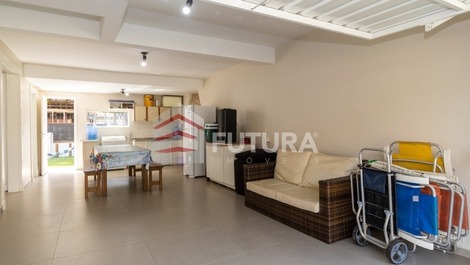 CASA CON PISCINA ALQUILER TEMPORADA TEMPORADA BOMBINHAS / SC (LC113F)