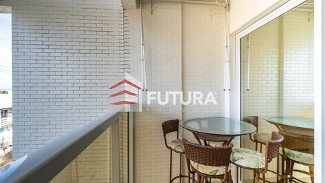 APTO COM 02 QUARTOS 150M DO MAR PRAIA DO MARISCAL/BOMBINHAS (LA016EF)