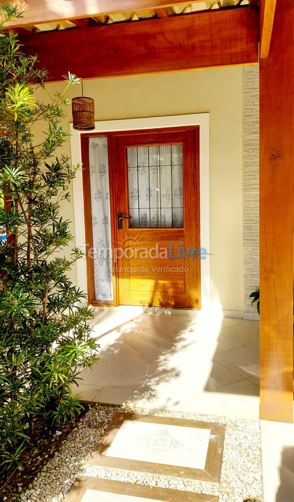 Casa para aluguel de temporada em São Sebastião (Paúba)
