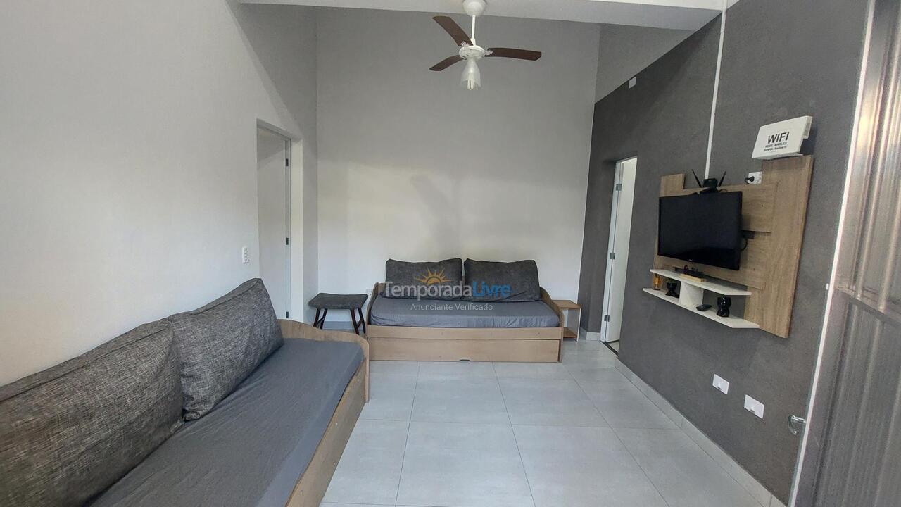 Casa para alquiler de vacaciones em Caraguatatuba (Massaguaçu)