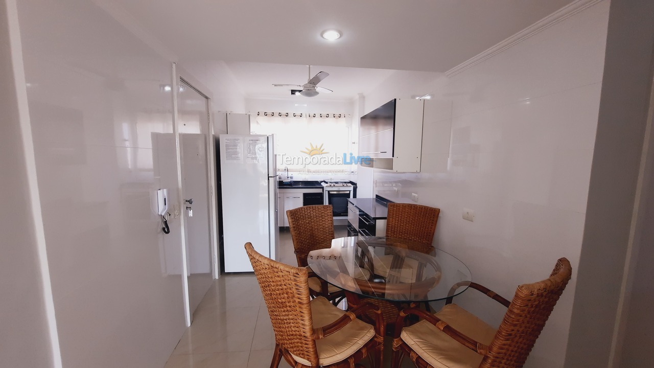 Apartment for vacation rental in Guarujá (Pitangueiras)