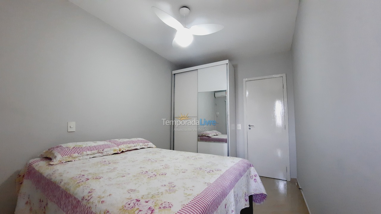 Apartment for vacation rental in Guarujá (Pitangueiras)