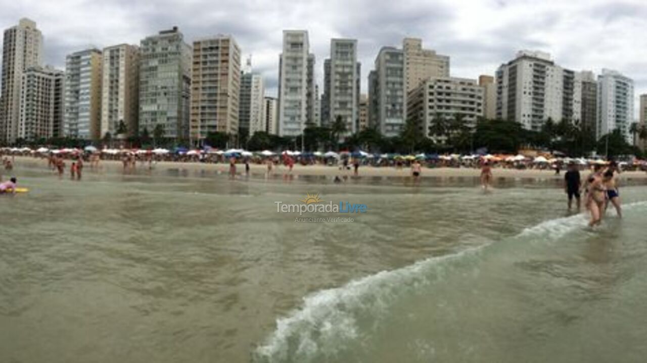 Apartment for vacation rental in Guarujá (Pitangueiras)