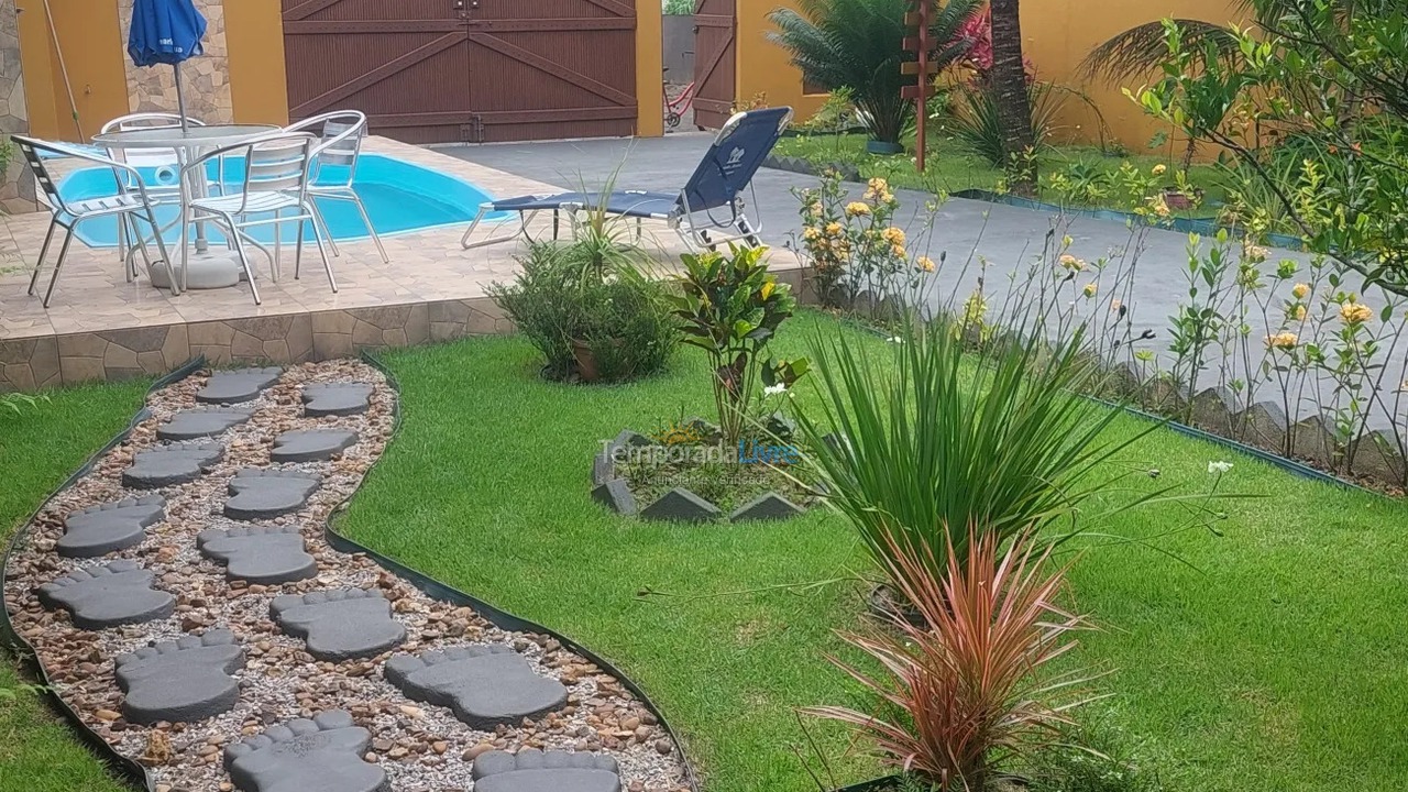 Casa para alquiler de vacaciones em Caraguatatuba (Massaguaçu)