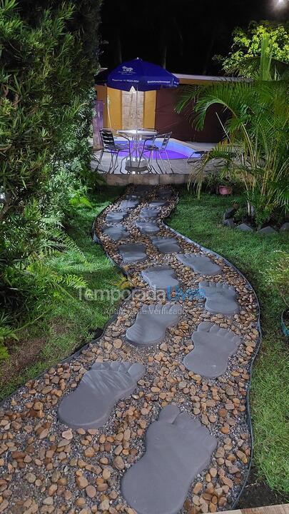 Casa para alquiler de vacaciones em Caraguatatuba (Massaguaçu)