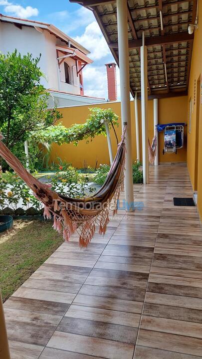 Casa para alquiler de vacaciones em Caraguatatuba (Massaguaçu)