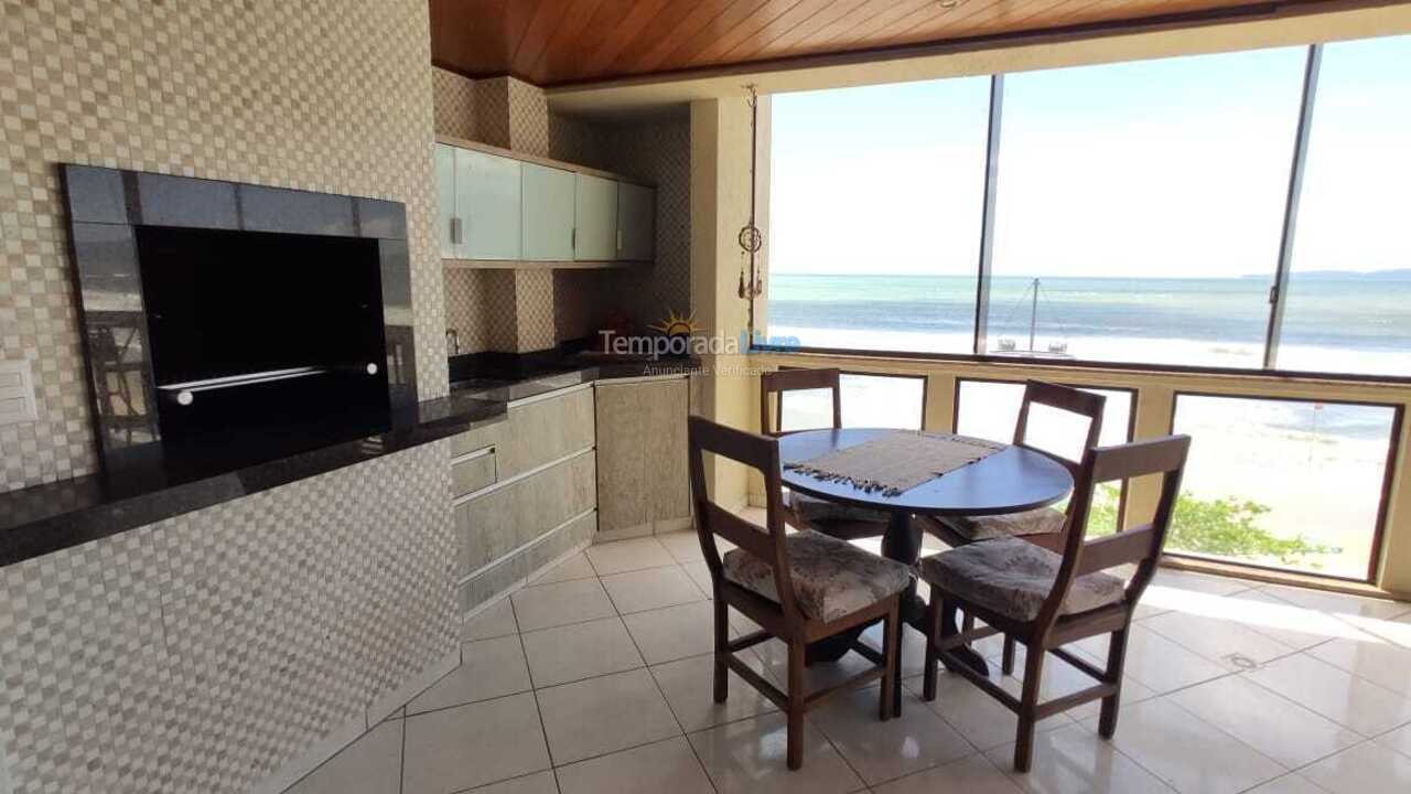 Apartment for vacation rental in Itapema (Centro)