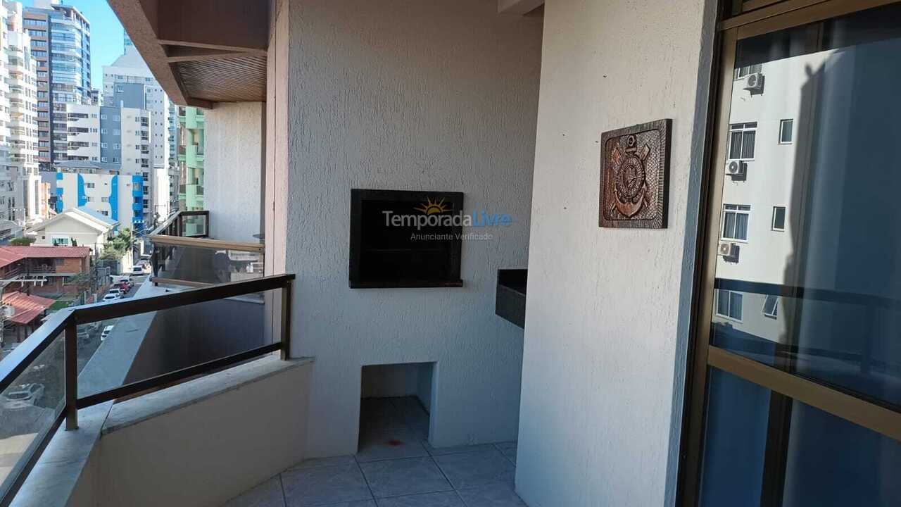 Apartamento para aluguel de temporada em Itapema (Meia Praia)
