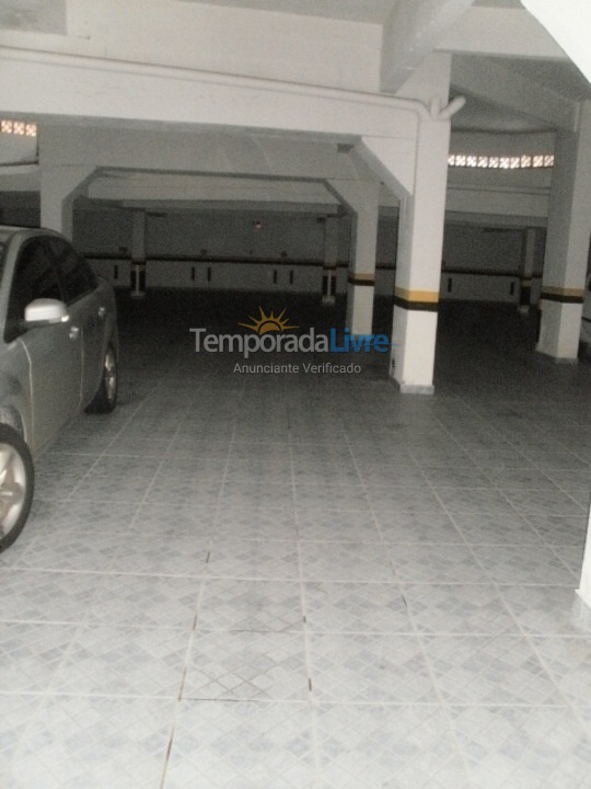 Apartamento para aluguel de temporada em Itapema (Meia Praia)