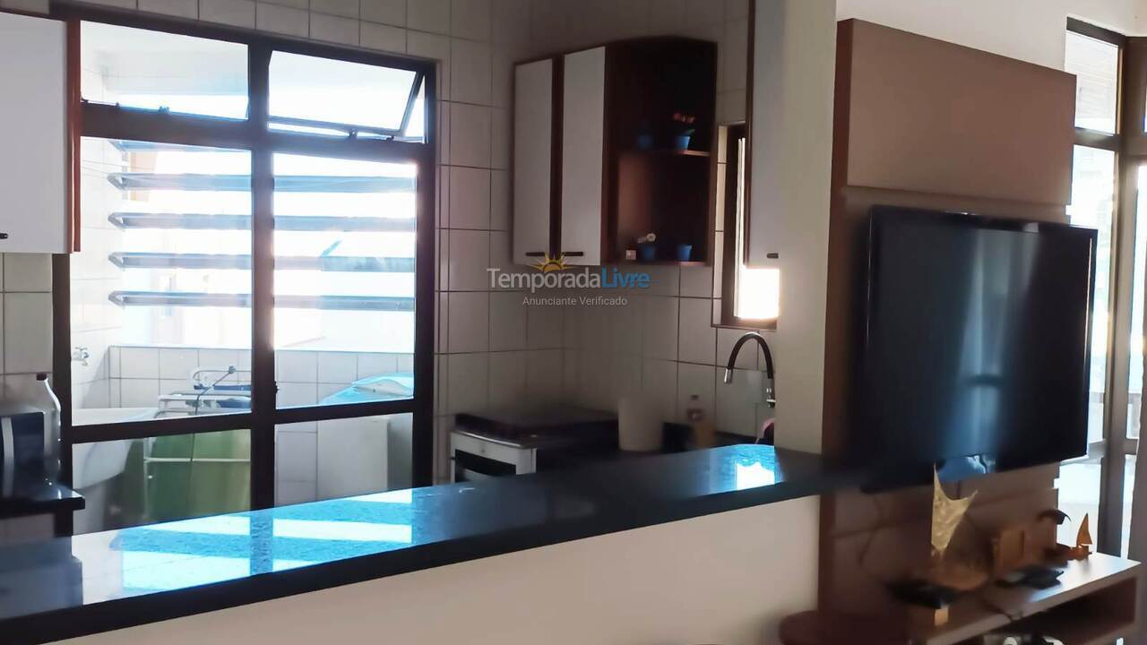 Apartamento para aluguel de temporada em Itapema (Meia Praia)