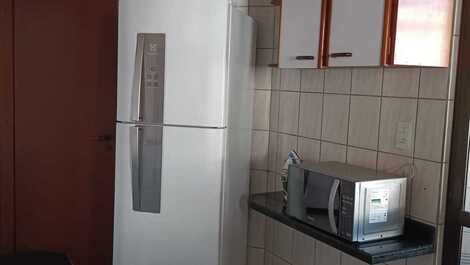 Apto. 2 suítes com ar condicionado, próximo ao Kock