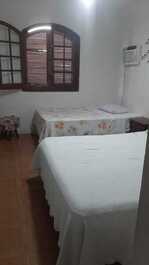 Locações de 2 casas para fins de semana, eventos ou feriados.