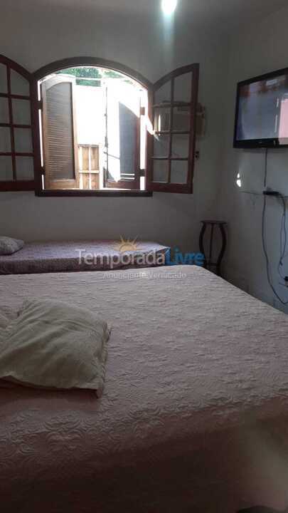 Casa para aluguel de temporada em Guarujá (Praia do Pernambuco)