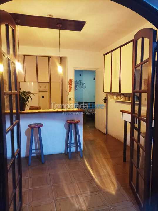 Casa para aluguel de temporada em Guarujá (Praia do Pernambuco)