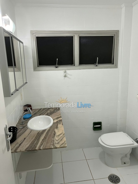 Apartamento para aluguel de temporada em Guarujá (Pitangueiras)