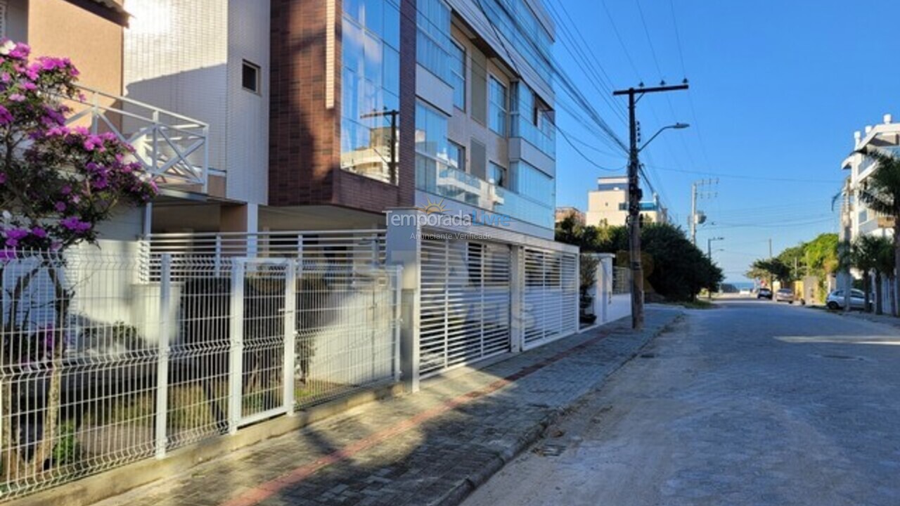 Apartment for vacation rental in Bombinhas (Canto Grande)