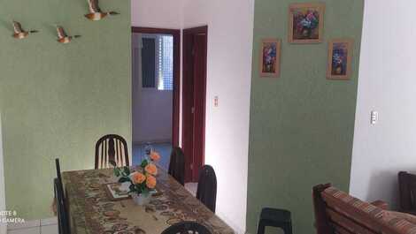 Mesa de jantar com 6 lugares