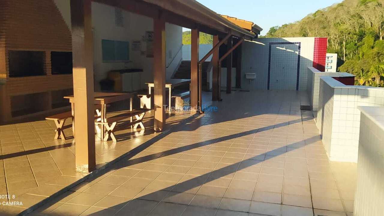 Apartamento para aluguel de temporada em Ubatuba (Praia Grande)