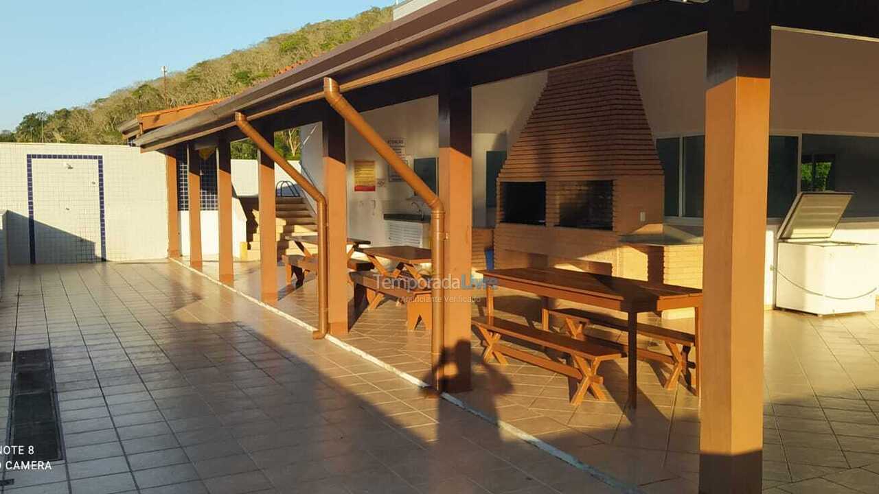 Apartamento para aluguel de temporada em Ubatuba (Praia Grande)