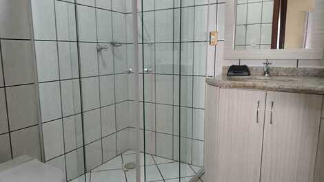 3 dormitórios - Frente Mar