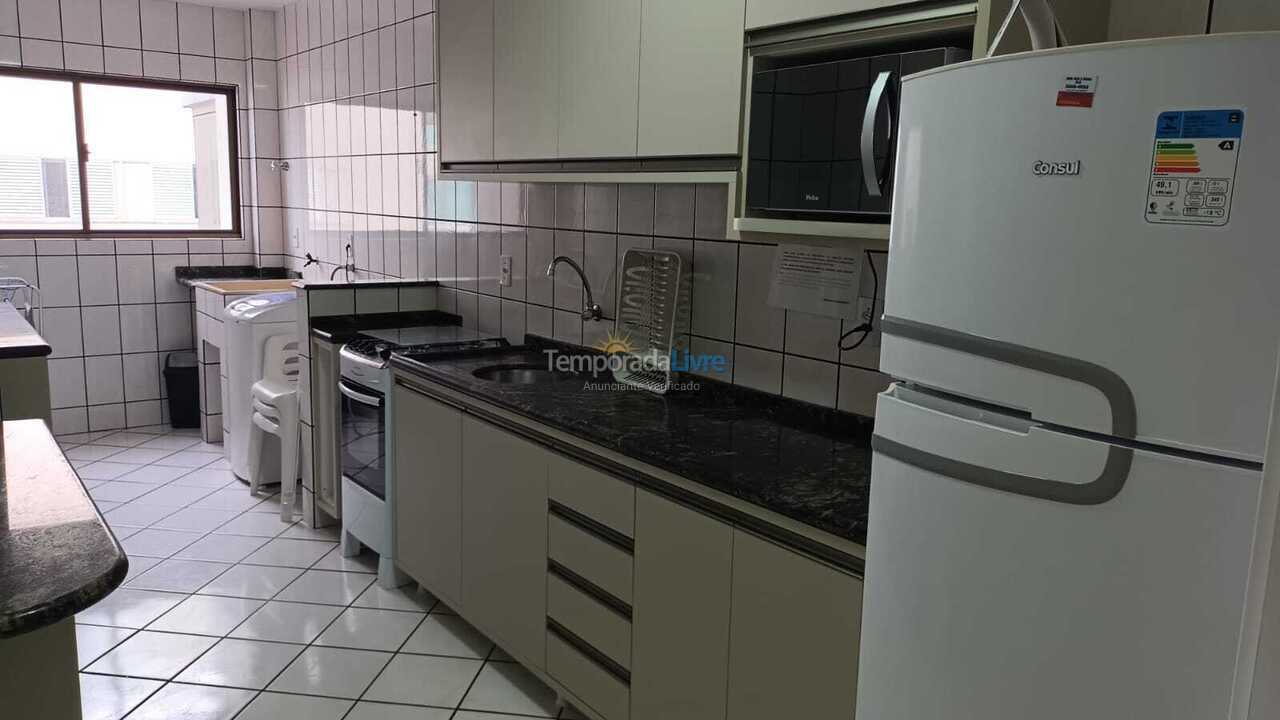 Apartamento para aluguel de temporada em Itapema (Meia Praia)