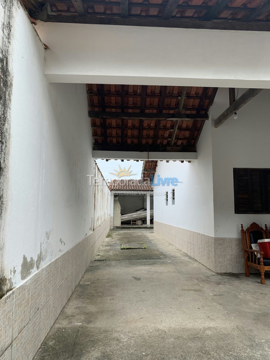 Casa para alquiler de vacaciones em Caraguatatuba (Massaguaçu)