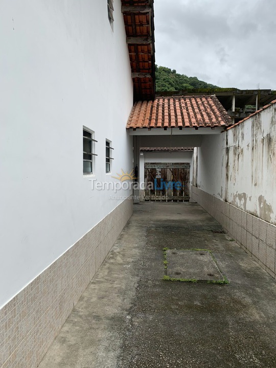 Casa para alquiler de vacaciones em Caraguatatuba (Massaguaçu)