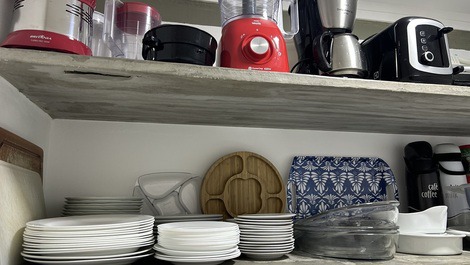 Casa con mágicas vistas al mar y montaña.