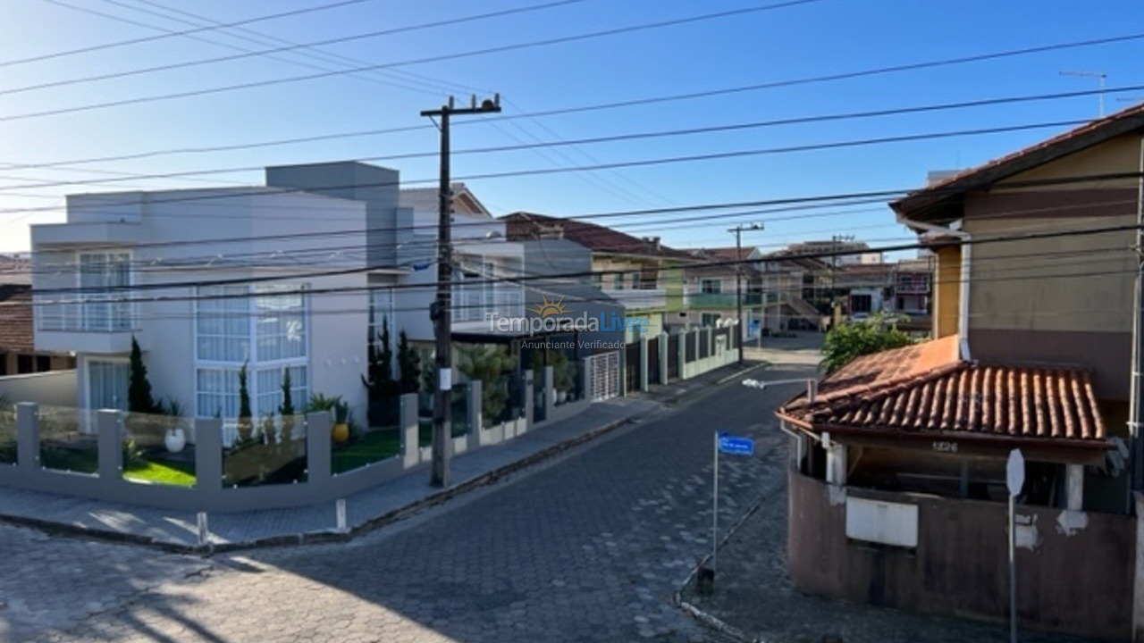 Casa para alquiler de vacaciones em São Francisco do Sul (Enseada)