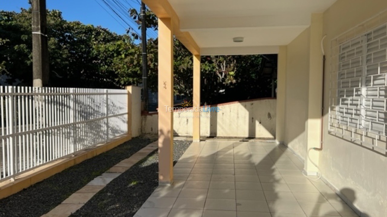 Casa para alquiler de vacaciones em São Francisco do Sul (Enseada)